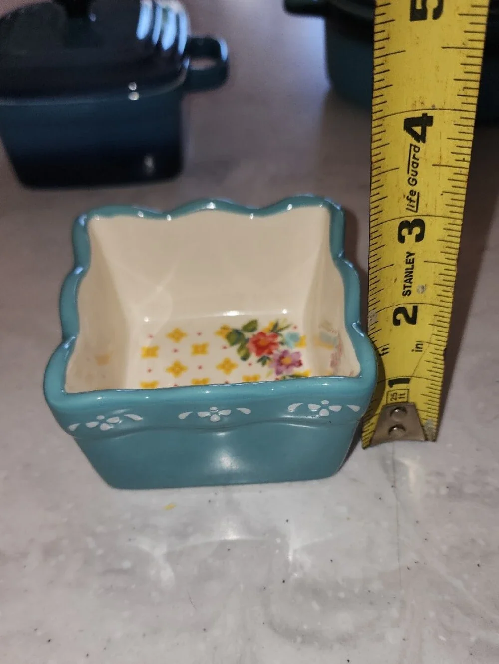 Blue Ceramic Serving Casserole with Lid - Stylish Kitchen Bakeware, 3 Piece